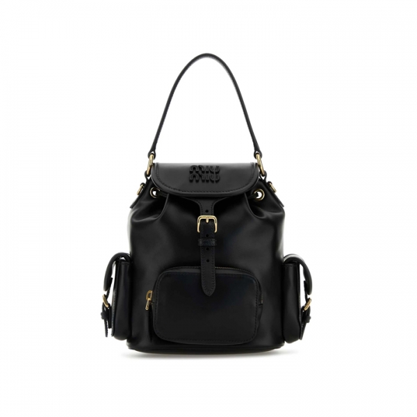 ◆당일◆26SS 시그니처 로고 멀티 포켓 백팩 블랙 5BZ043 2CRW F0002