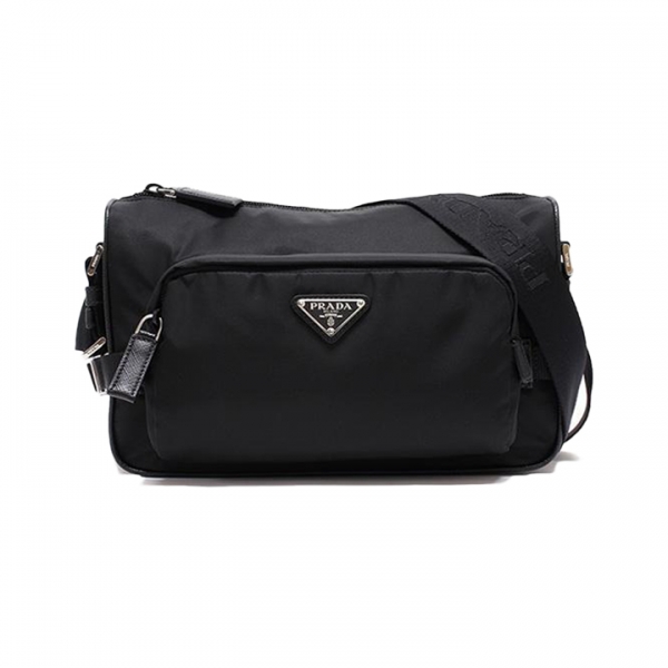 ◆당일◆26SS 삼각 로고 미디엄 나일론 숄더백 블랙 2VH192 2DMG F0002