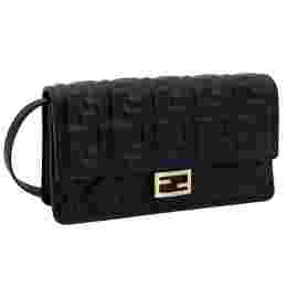 ◆당일◆25SS FF 로고 바게트 체인 월렛 블랙 8M0498 AAJD F0KUR