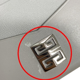 ◆하자◆은장 로고 4G 카드지갑 그레이 BB60GVB19G 057