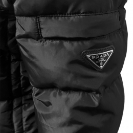 ◆당일◆25FW 삼각로고 후드 퍼 패딩자켓 블랙 291794 106O F0002