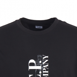 ◆당일◆26SS 버티컬 로고 프린트 반팔 티셔츠 블랙 20CMTS084A 005100W 999