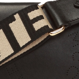 ◆15주년◆펀칭 로고 숄더백 블랙 700013 W8542 1000