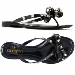 ◆당일◆25SS 골드 락스터드 플립플랍 블랙 6W2S0552 PVS 0NO