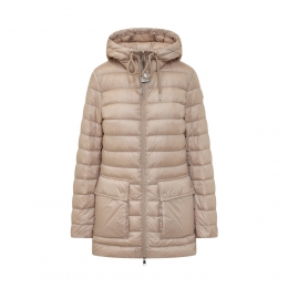 26SS 자스민 JASMIN 로고 패치 패딩 자켓 라이트베이지 1A000 29 597YG 212