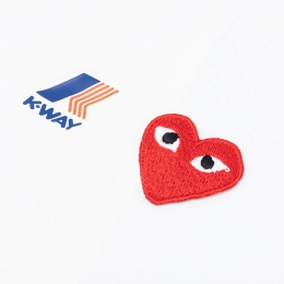 ◆당일◆25FW X K-WAY 레드 와펜 바람막이 자켓 화이트 AZ-J501-051-3