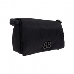 26SS 모나코 플랩 스몰 메신저백 블랙 806630 2ABFB 1000