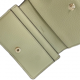 ◆당일◆26SS 알파벳 코인 카드지갑 라이트유칼립투스 CHC21WP015F57 38A