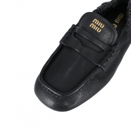 ◆당일◆26SS 금장 로고 루슈 나파레더 로퍼 블랙 5D341E EFX F0002