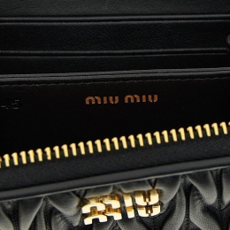 ◆당일◆26SS 마틀라세 금장 로고 코인 반지갑 블랙 5MM268 AFPP F0002