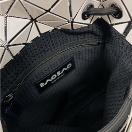 ◆당일◆25FW 바오바오 링 버킷백 베이지 BB56 AG531 40