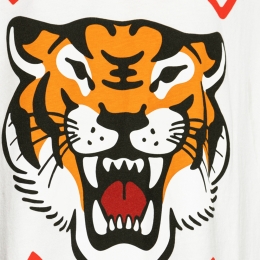 ◆당일◆24SS 럭키 타이거 로고 프린팅 티셔츠 화이트 8TS009 4SG 02