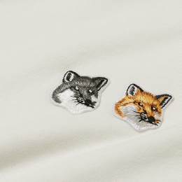 ◆당일◆25SS 더블 폭스 패치 맨투맨 에쿠르 FM00358KM0002 P700