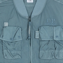 ◆당일◆25SS 로고 자수 멀티 포켓 크롬-R 자켓 딥블루 18CMOW010A 005904G 872