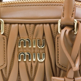 ◆당일◆26SS 마틀라세 금장 로고 나파 레더 토트/크로스백 카라멜 5BB123 AN88 F098L