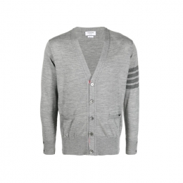 ◆당일◆26SS 사선완장 클래식 울 가디건 라이트그레이 MKC002B Y1014 055