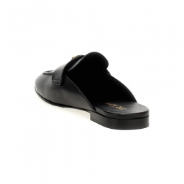 ◆당일◆25FW 여성 삼각로고 블로퍼 블랙 1D766N 070 F0002