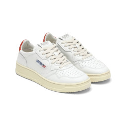 26SS 여성 메달리스트 로우탑 스니커즈 화이트/러스트탭 AULW LL48