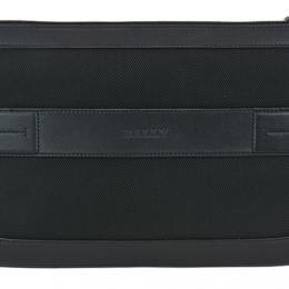 ◆당일◆24SS CAYARD 메탈로고 스트라이프 클러치백 블랙 6226286