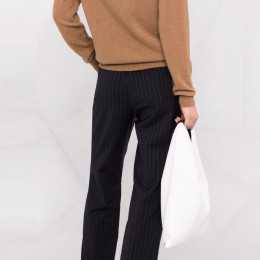◆당일◆21FW 스티치 로고 니트 카멜 브라운 S51HA1144 S17809 131