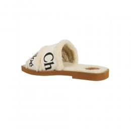 ◆당일◆우디 로고 스트랩 시어링 샌들 화이트 CHC21W543U5 101