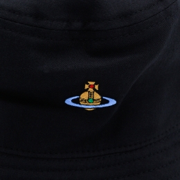 26SS 로고 자수 코튼 버킷햇 블랙 81020009 W01HC N401