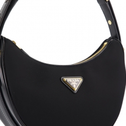 ◆당일◆25FW SACCA 삼각 로고 리나일론 크로스&호보백 블랙 1BC194 R789 F0002