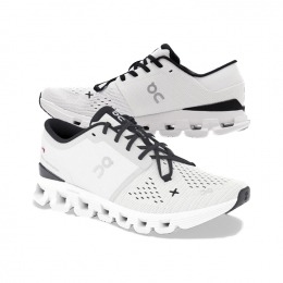 ◆당일◆25FW 여성 클라우드 X4 러닝 스니커즈 아이보리/블랙 3WE30070791