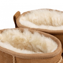 ◆당일◆25FW 클래식 울트라 미니 부츠 체스넛 1116109 CHE