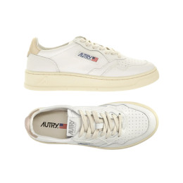 26SS 메달리스트 로우탑 스니커즈 화이트/골드탭 AULM LL06