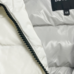 ◆당일◆25FW 아프리카 APRICA 로고 패치 패딩 자켓 화이트 VUDJ20235K0001 WHS