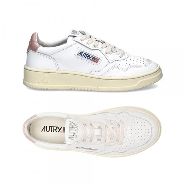 26SS 여성 메달리스트 로우탑 스니커즈 화이트/핑크탭 AULW LL16