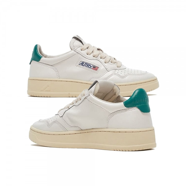 26SS 여성 메달리스트 로우탑 스니커즈 화이트/청록탭 AULW LL44